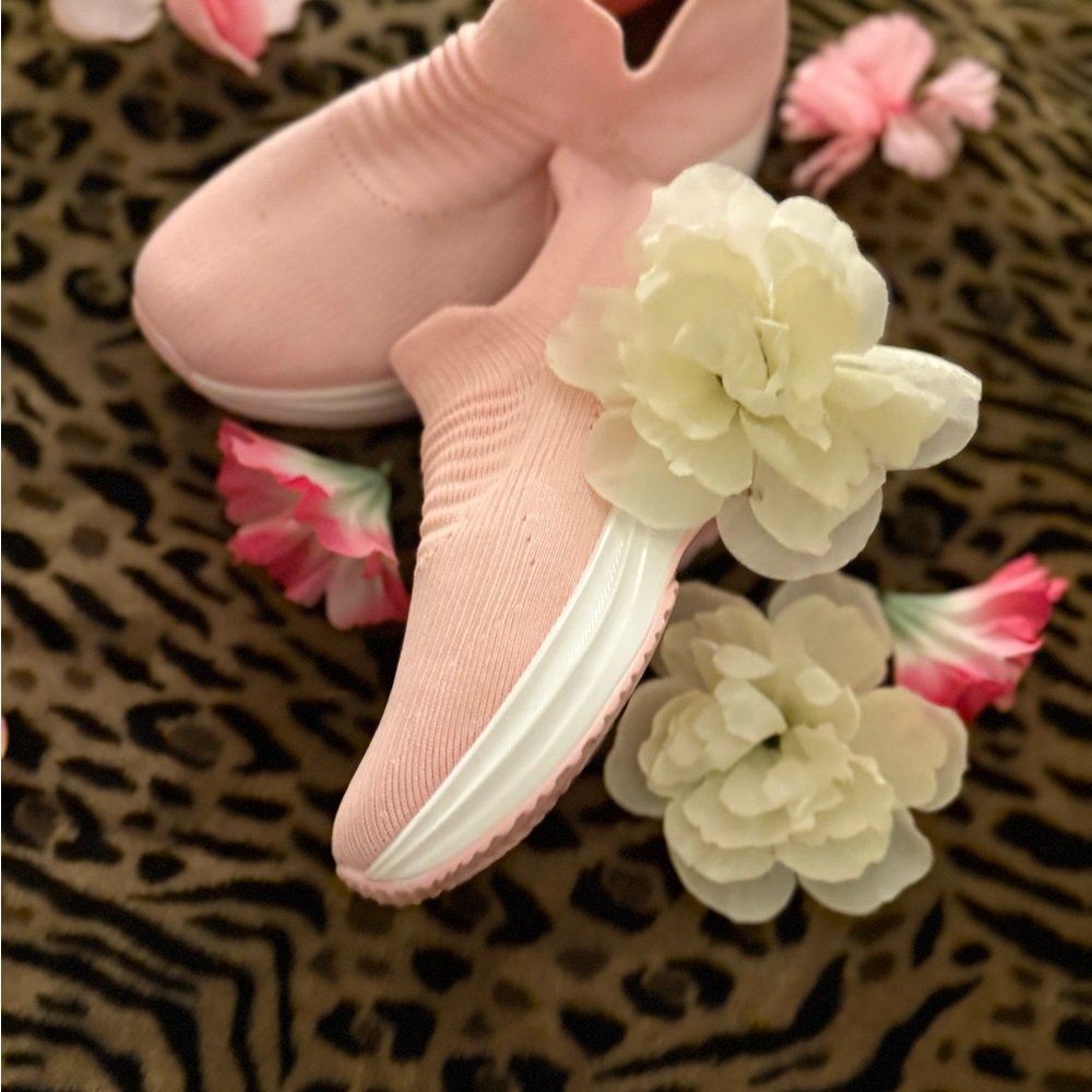 Pink Sneakers with Comfort and Style